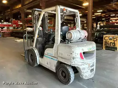 Montacargas GLP 2015  Nissan PF70 (7)
