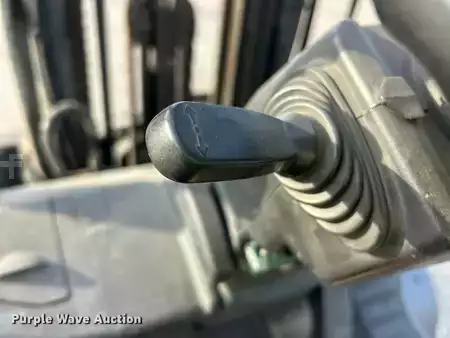 Propane Forklifts - Toyota 8FGU30 (26)