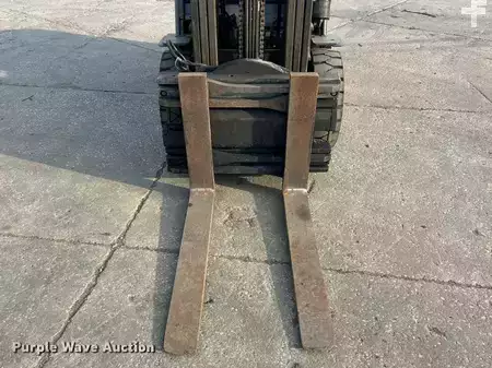 Propane Forklifts - Toyota 8FGU30 (9)