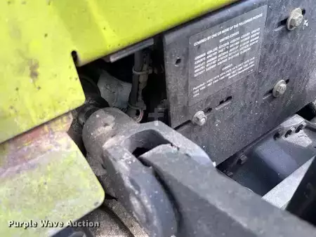 Propane Forklifts - Clark CGP30 (23)