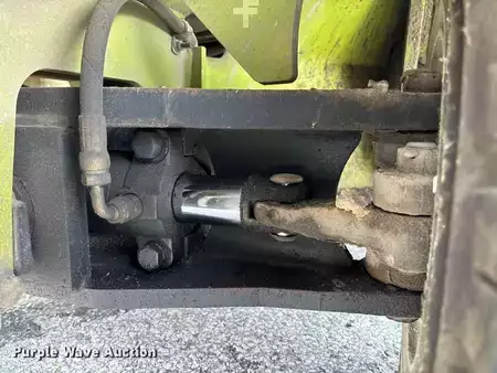 Propane Forklifts - Clark CGP30 (29)