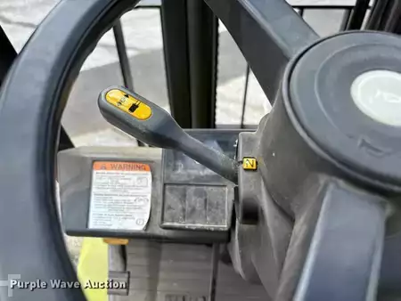 Propane Forklifts - Clark CGP30 (34)