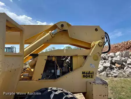 Manipulador Telescópico fijo - Pettibone 8042 (38)