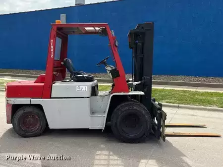 Montacargas diésel - Nissan WGF03A40V (4)