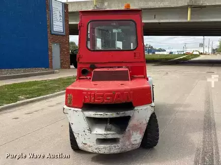 Montacargas diésel - Nissan WGF03A40V (6)
