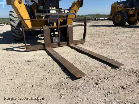 Telehandler Fixed 2017  CAT Lift Trucks TL1255D (19)