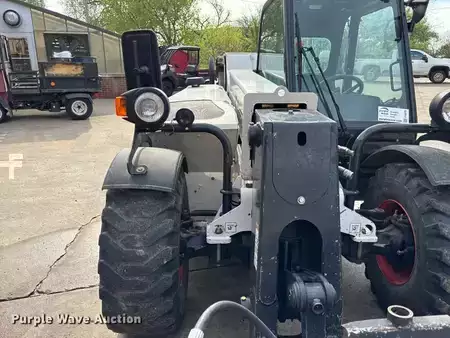 Manipulador Telescópico fijo 2016  Bobcat V417 (26)