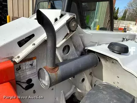 Manipulador Telescópico fijo 2016  Bobcat V417 (32)