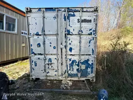 Montacargas diésel - Mobile restroom (2)