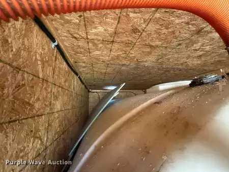 Montacargas diésel - Water tank (20)