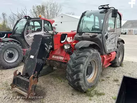 Manipulador Telescópico fijo 2015  Manitou MLT (1)