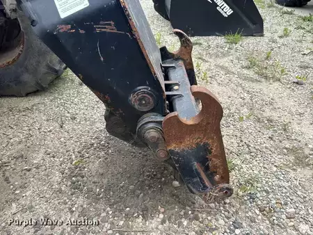 Manipulador Telescópico fijo 2015  Manitou MLT (18)