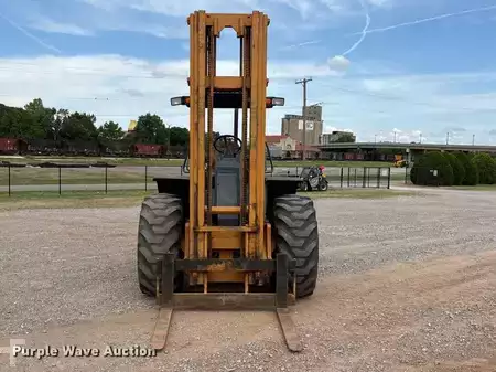 Diesel Forklifts 2005  Case 586G (2)