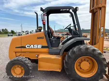 Diesel Forklifts 2005  Case 586G (28)