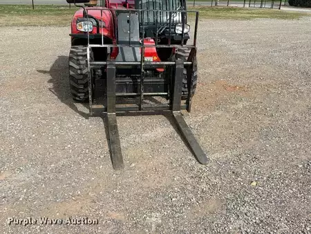 Manipulador Telescópico fijo 2017  Manitou MT625 (11)
