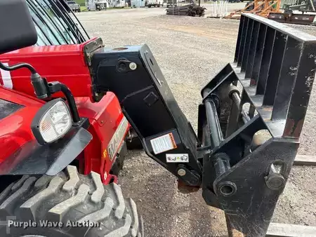 Manipulador Telescópico fijo 2017  Manitou MT625 (16)