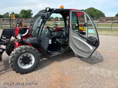 Manipulador Telescópico fijo 2017  Manitou MT625 (38)
