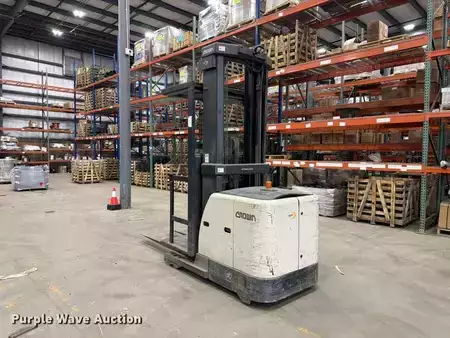Recogepedido vertical 2019  Crown SP3520-30 (7)