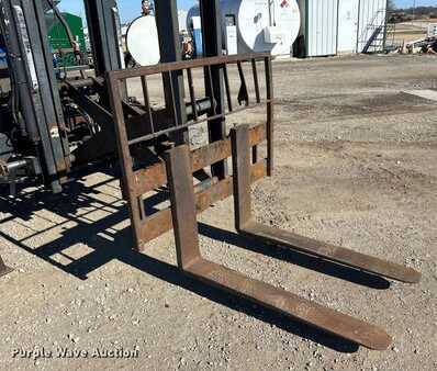 Diesel Forklifts 2006  Princeton PBX (15)