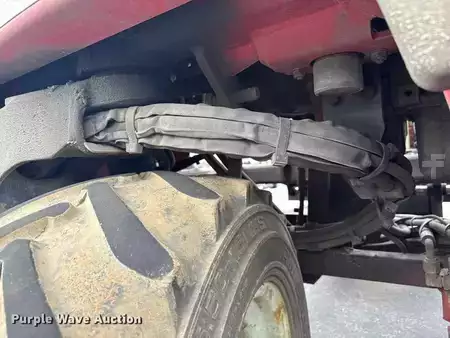 Montacargas diésel 2016  Moffett M8 (29)