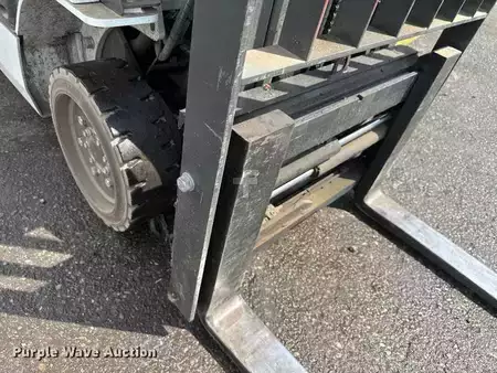 Propane Forklifts 2018  Unicarriers CFS40 (13)