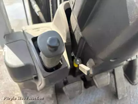Propane Forklifts 2018  Unicarriers CFS40 (34)