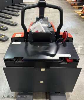 4 Wheels 2023  Linde EWR30 (10)