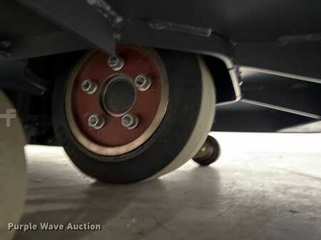 4 Wheels 2023  Linde EWR30 (20)