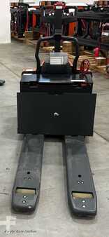 4 Wheels 2023  Linde EWR30 (2)