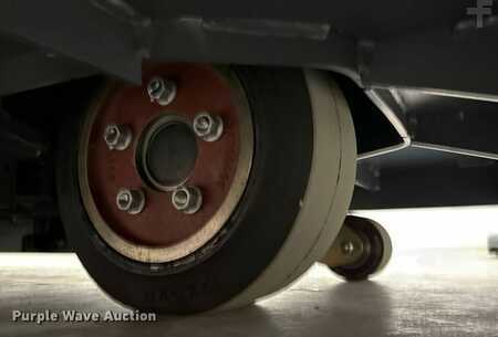 4 Wheels 2023  Linde EWR30 (20)