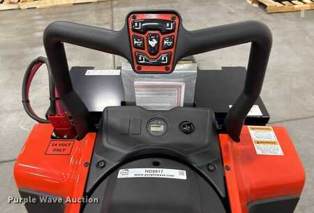 4 Wheels 2023  Linde EWR30 (15)