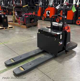 4 Wheels 2023  Linde EWR30 (1)