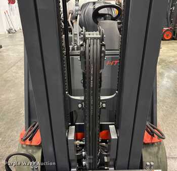 Propane Forklifts 2023  Linde HT27CT (12)