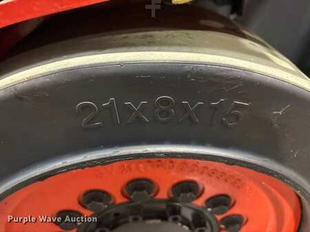 Propane Forklifts 2023  Linde HT27CT (31)