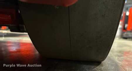Propane Forklifts 2023  Linde HT27CT (32)