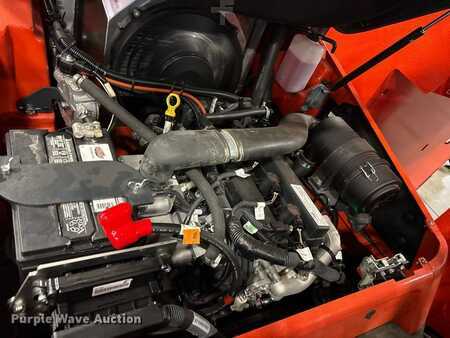Propane Forklifts 2023  Linde HT27CT (19)