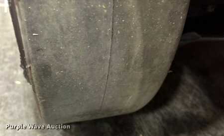 Propane Forklifts 2023  Linde HT27CT (24)