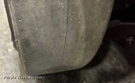 Propane Forklifts 2023  Linde HT27CT (26)
