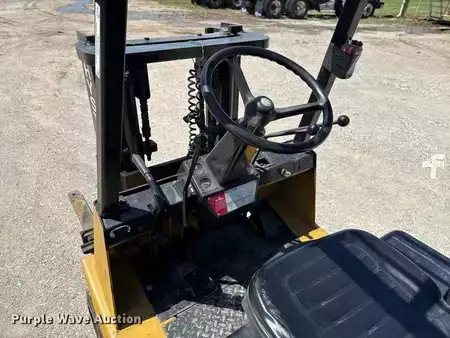 Propane Forklifts - Hyster S40XL (18)