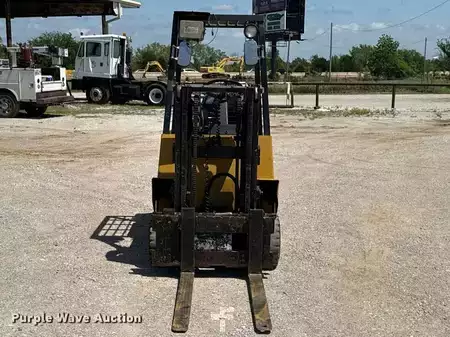 Propane Forklifts - Hyster S40XL (2)