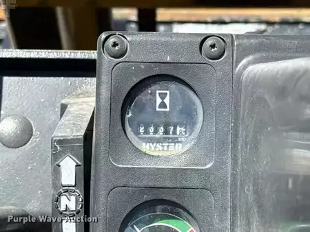 Propane Forklifts - Hyster S40XL (24)
