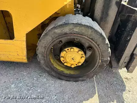 Propane Forklifts - Hyster S40XL (35)