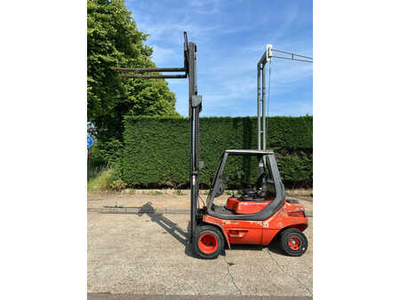 Dieselový VZV 1990  Linde H 25 D (2)