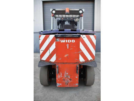 Elektro čtyřkolový VZV 1993  Still abb AT 700E/60 (2)