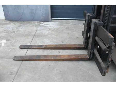 Elektro čtyřkolový VZV 1993  Still abb AT 700E/60 (3)