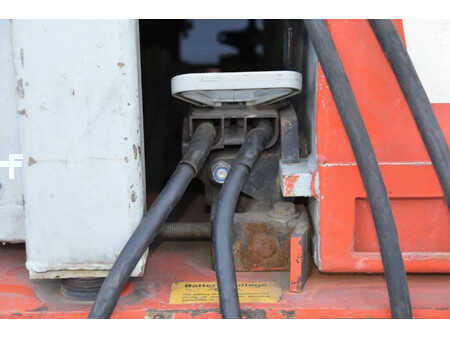 Elektro čtyřkolový VZV 1993  Still abb AT 700E/60 (8)