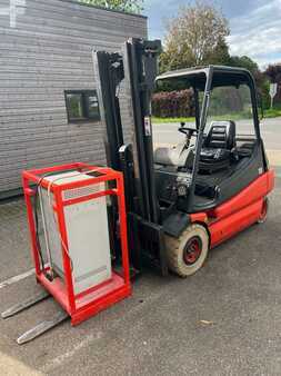 Elektro 4 Rad 1995  Linde E30 (1)