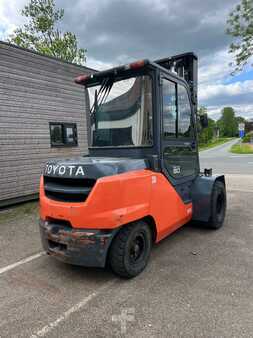 Diesel Forklifts 2015  Toyota 8FD50N (6)