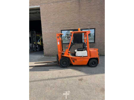 Dieselový VZV 1997  Toyota 02-4FD25 (1)