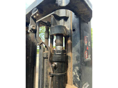 Elektro čtyřkolový VZV 2005  Toyota 7FBMF25 (14)